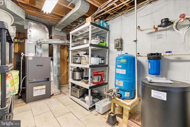 7803 LINTHICUM RD, Pasadena, MD 21122