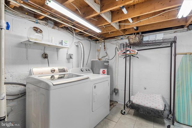 7803 LINTHICUM RD, Pasadena, MD 21122