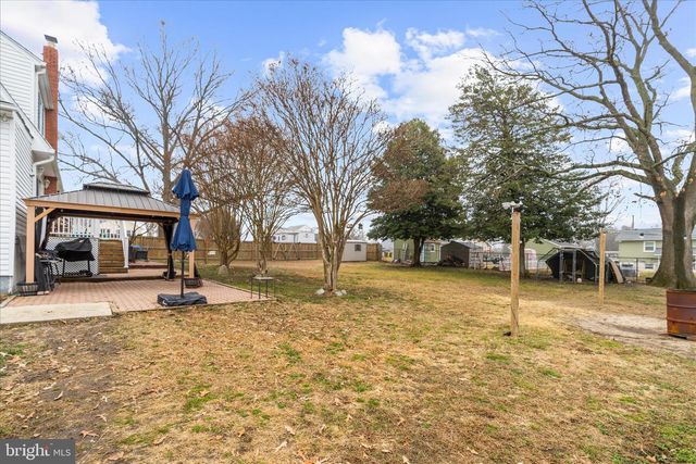 7803 LINTHICUM RD, Pasadena, MD 21122