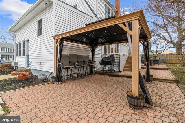 7803 LINTHICUM RD, Pasadena, MD 21122