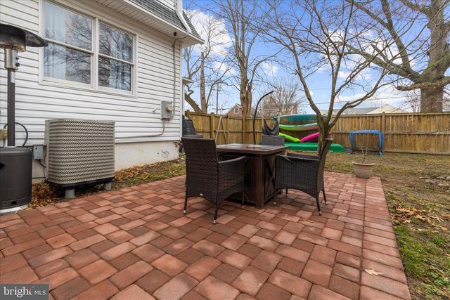 7803 LINTHICUM RD, Pasadena, MD 21122