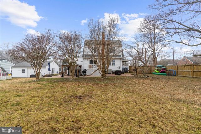 7803 LINTHICUM RD, Pasadena, MD 21122