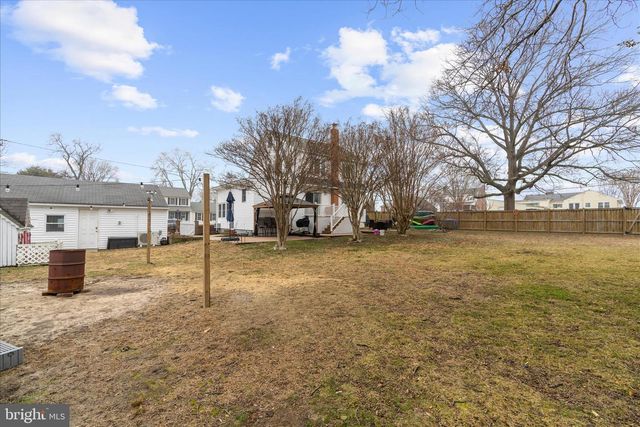 7803 LINTHICUM RD, Pasadena, MD 21122