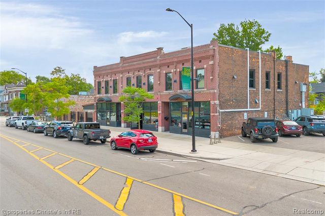 2144 Fischer Street, Detroit, MI 48214