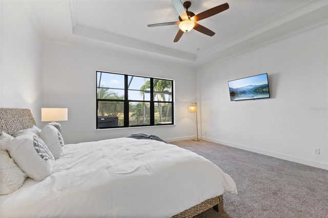 4921 TIVOLI RUN, Bradenton, FL 34211