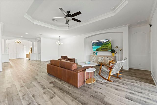 4921 TIVOLI RUN, Bradenton, FL 34211