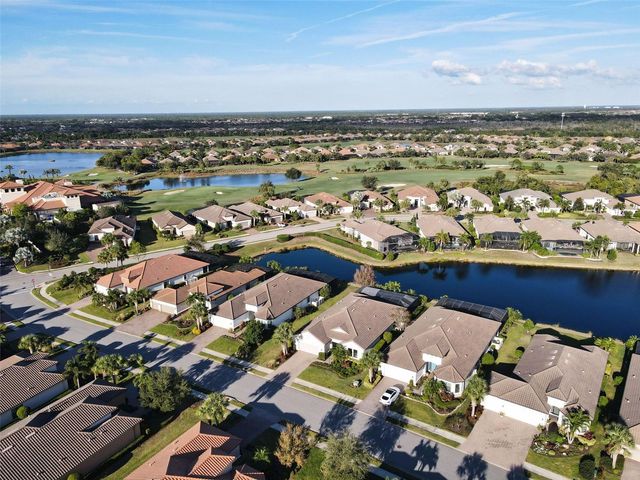 4921 TIVOLI RUN, Bradenton, FL 34211