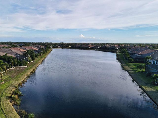 4921 TIVOLI RUN, Bradenton, FL 34211