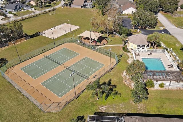 10 NEVADA LOOP ROAD, Davenport, FL 33897
