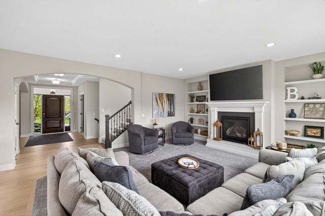 4146 N Lady Slipper Road, Lake Elmo, MN 55042