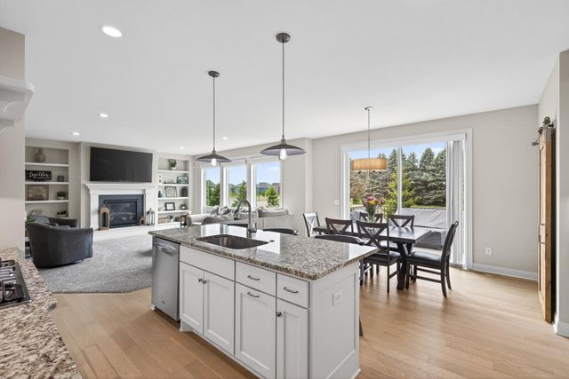 4146 N Lady Slipper Road, Lake Elmo, MN 55042