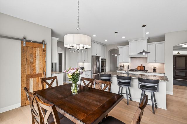 4146 N Lady Slipper Road, Lake Elmo, MN 55042