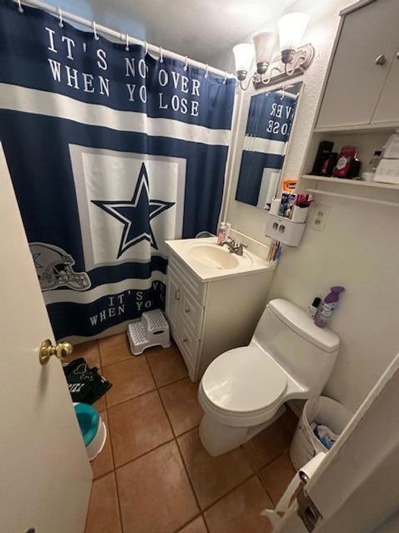 Image 10 of property listing at 82615 4th Street, Trona, CA 93562