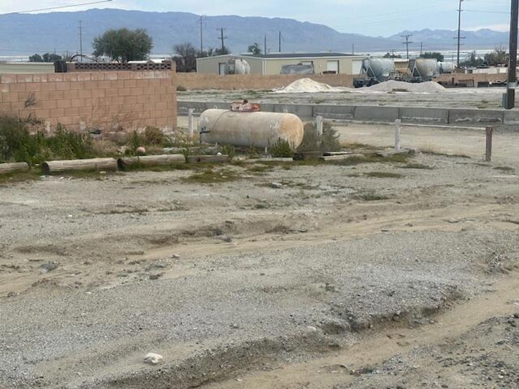 Image 22 of property listing at 82615 4th Street, Trona, CA 93562