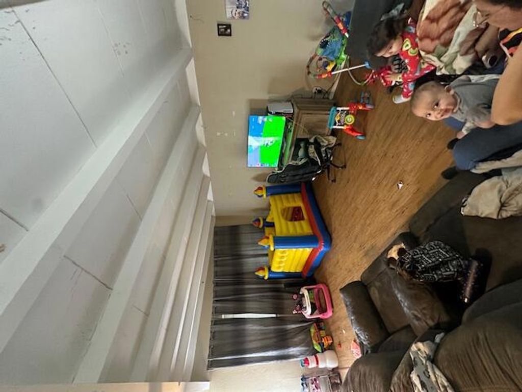 Image 4 of property listing at 82615 4th Street, Trona, CA 93562