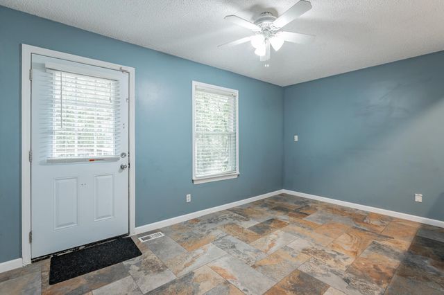 2410 Glengerrie Drive, Soddy Daisy, TN 37379
