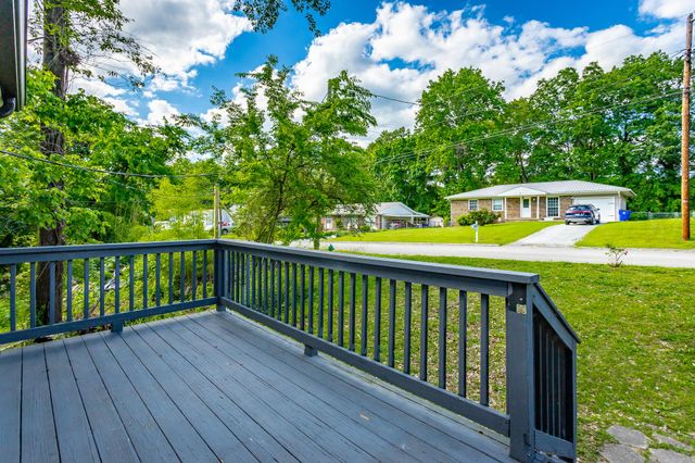 2410 Glengerrie Drive, Soddy Daisy, TN 37379