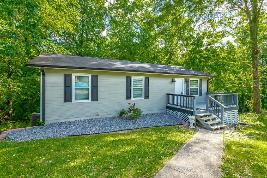 2410 Glengerrie Drive, Soddy Daisy, TN 37379