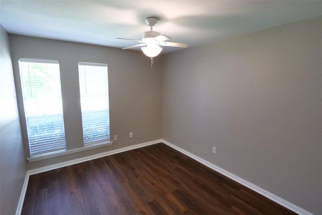 915 Comstock Springs Drive, Katy, TX 77450