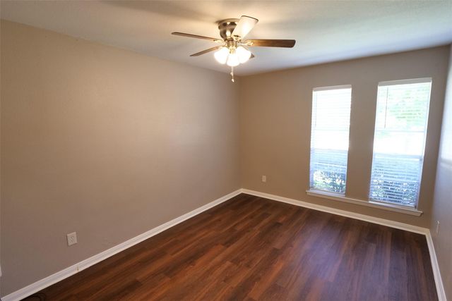 915 Comstock Springs Drive, Katy, TX 77450