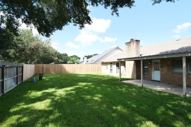 915 Comstock Springs Drive, Katy, TX 77450