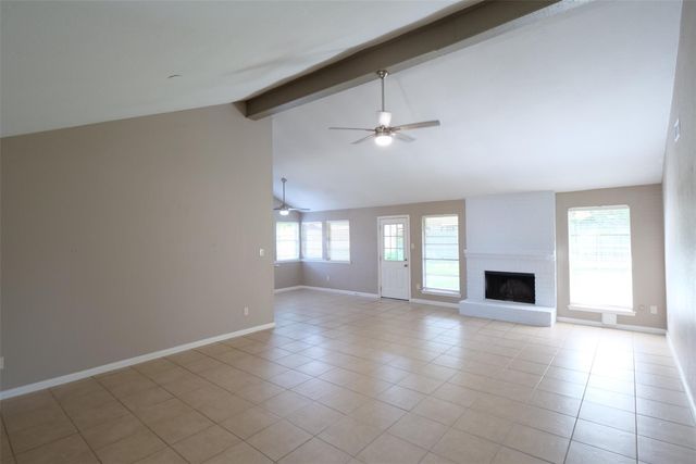 915 Comstock Springs Drive, Katy, TX 77450
