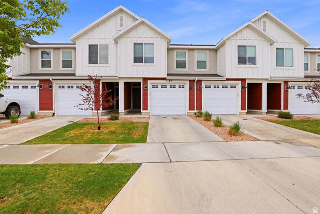 Image 1 of property listing at 1152 E TRIDENT DR, Saratoga Springs, UT 84045