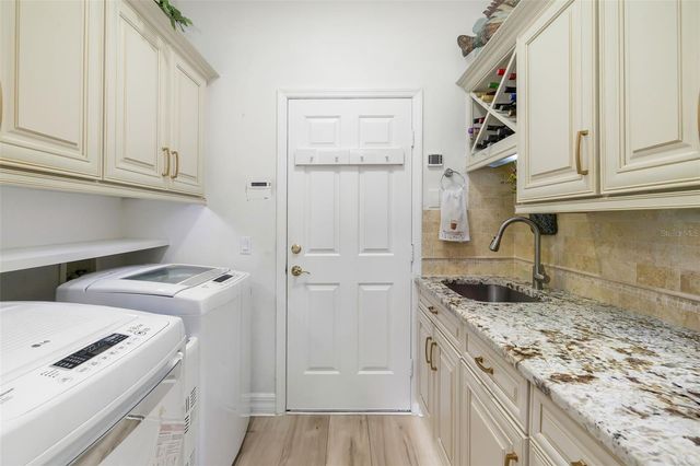 9455 PORTSIDE TERRACE, Bradenton, FL 34212