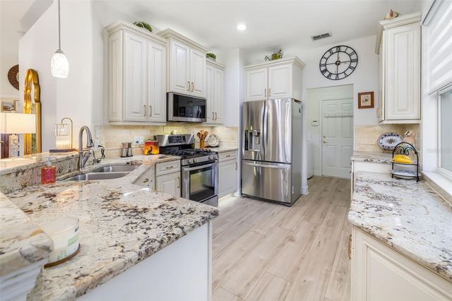 9455 PORTSIDE TERRACE, Bradenton, FL 34212