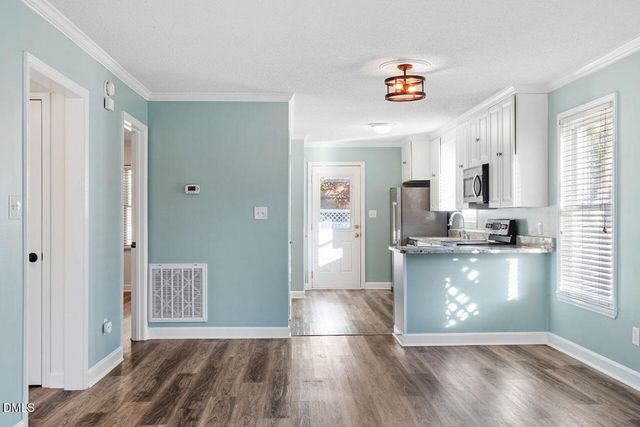 2306 Stafford Avenue D, Raleigh, NC 27607