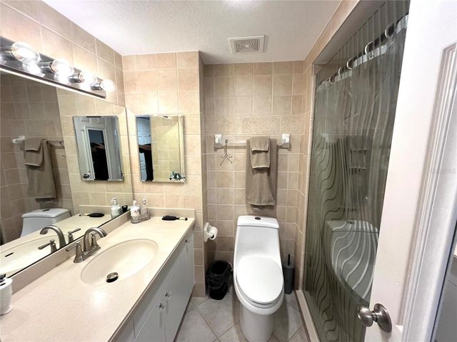 880 MANDALAY AVENUE N111, Clearwater Beach, FL 33767