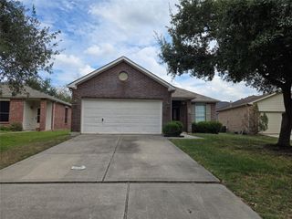 915 Saginaw, Spring, TX 77373