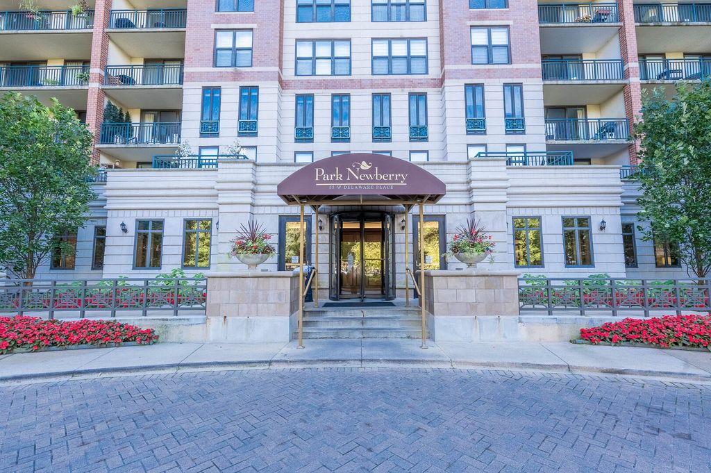 55 W Delaware Place 208-P052, Chicago, IL 60610 — photo 2