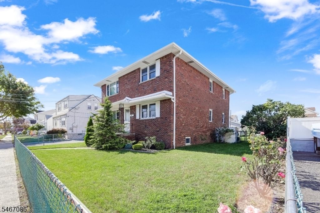 325 Grant Ave, Lyndhurst Twp., NJ 07071 — photo 4