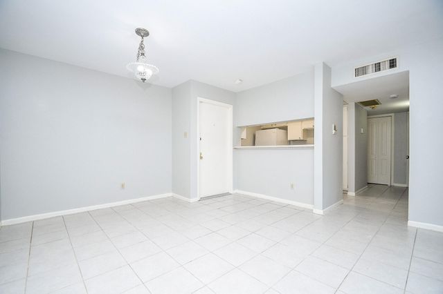 8433 Hearth Drive 1, Houston, TX 77054