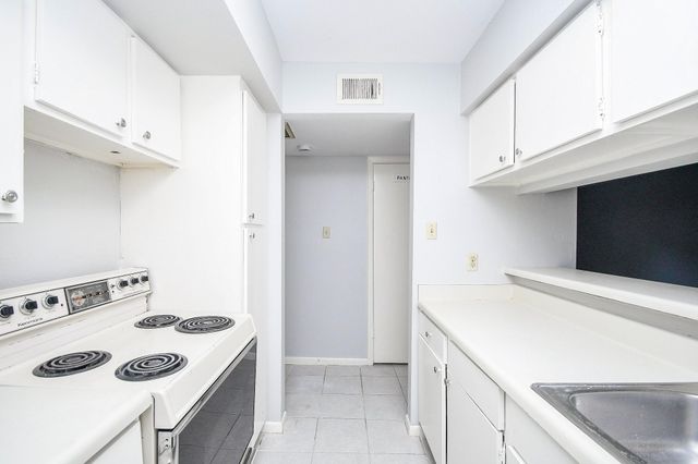 8433 Hearth Drive 1, Houston, TX 77054