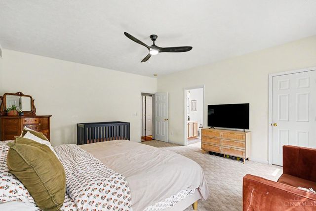 3920 Pine View, Williamsburg Twp, OH 44176