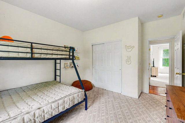 3920 Pine View, Williamsburg Twp, OH 44176