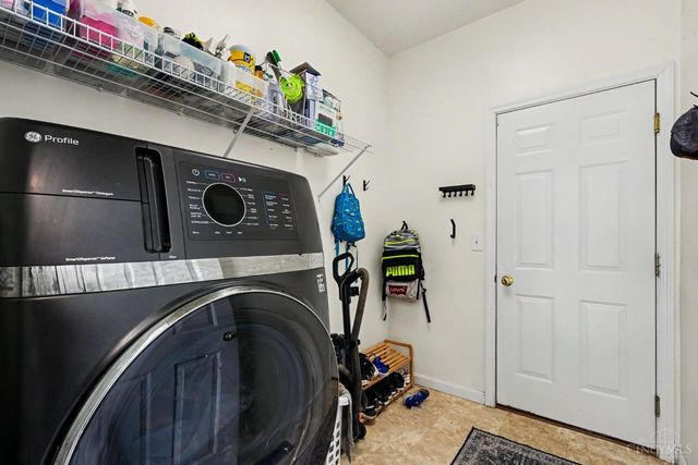 3920 Pine View, Williamsburg Twp, OH 44176
