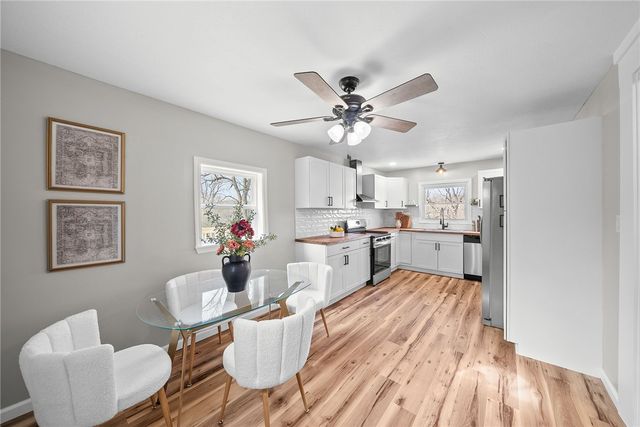 110 Grant St, Burgettstown Boro, PA 15021