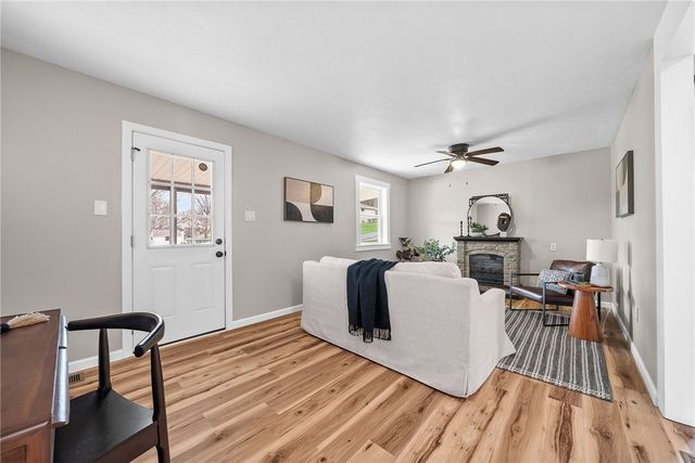 110 Grant St, Burgettstown Boro, PA 15021