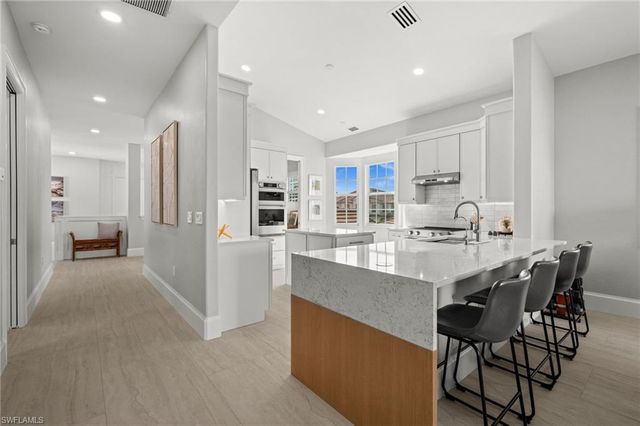 4770 Alberton CT 2603, Naples, FL 34105