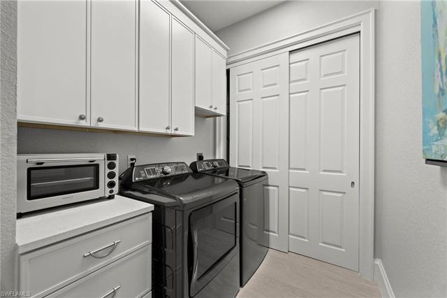 4770 Alberton CT 2603, Naples, FL 34105