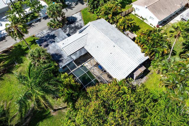 631 Lakeside Harbor, Boynton Beach, FL 33435