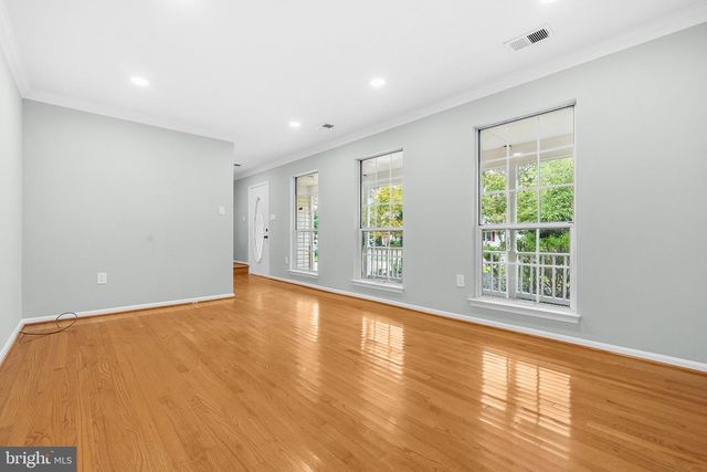 3805 PRIMROSE DR NW, Waldorf, MD 20602