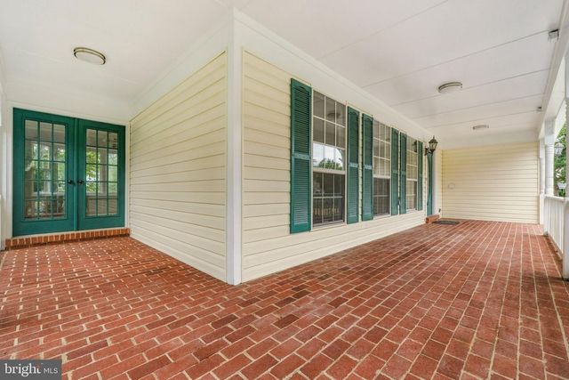 3805 PRIMROSE DR NW, Waldorf, MD 20602