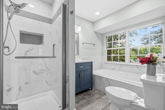 3805 PRIMROSE DR NW, Waldorf, MD 20602