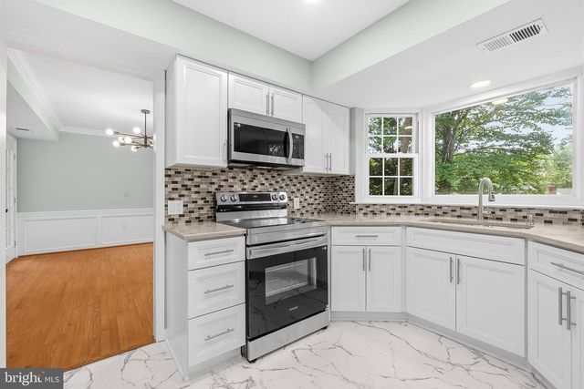 3805 PRIMROSE DR NW, Waldorf, MD 20602