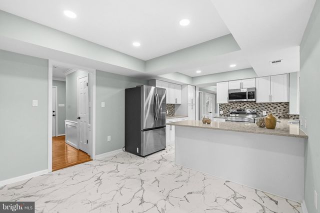 3805 PRIMROSE DR NW, Waldorf, MD 20602