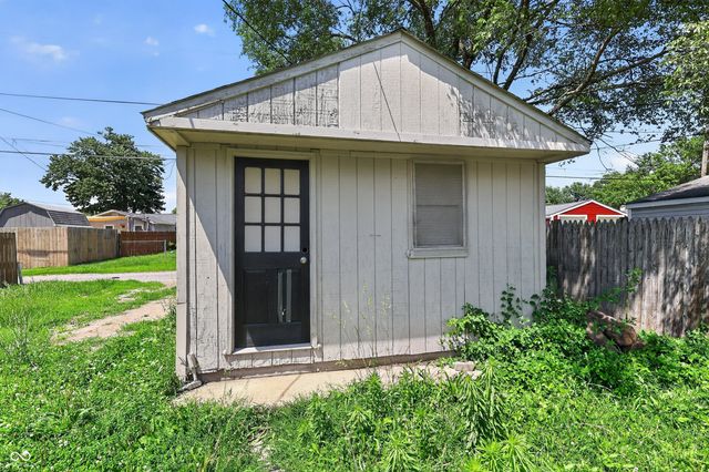2006 Calhoun Street, Indianapolis, IN 46203